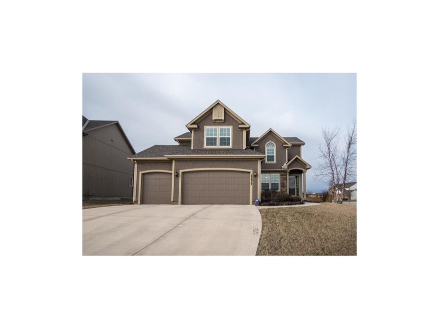 23617 W 93rd St, Lenexa, KS 66227 - photo 1