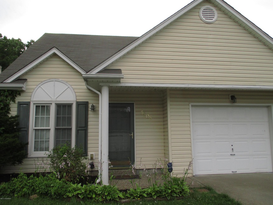 5805 Hudson Lake Dr, Louisville, KY 40291 - photo 1