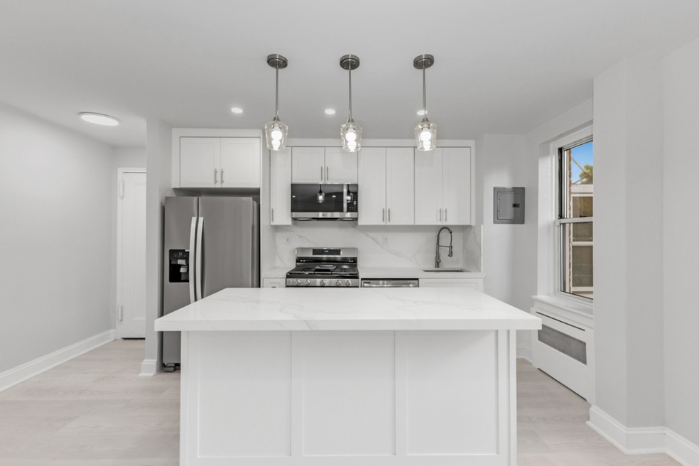 65-15 Yellowstone Blvd unit 4-H, Forest Hills, NY 11375 - photo 1