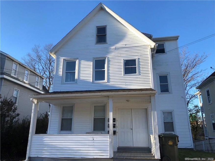 39 Terrace Ave unit 3rd fl, New London, CT 06320 - photo 1