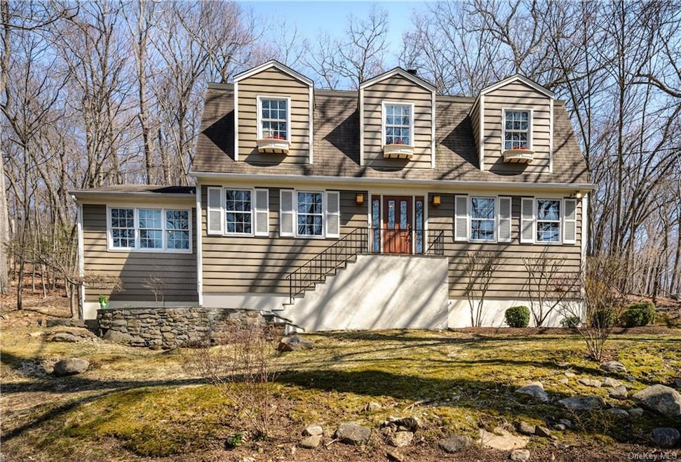 14 N Bridge Place, Mount Kisco, NY 10549 - photo 1