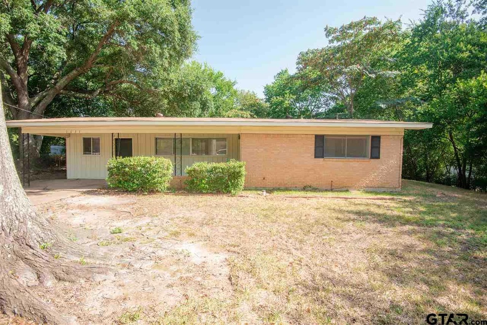 1031 1031 Powers, Tyler, TX 75701 - photo 1