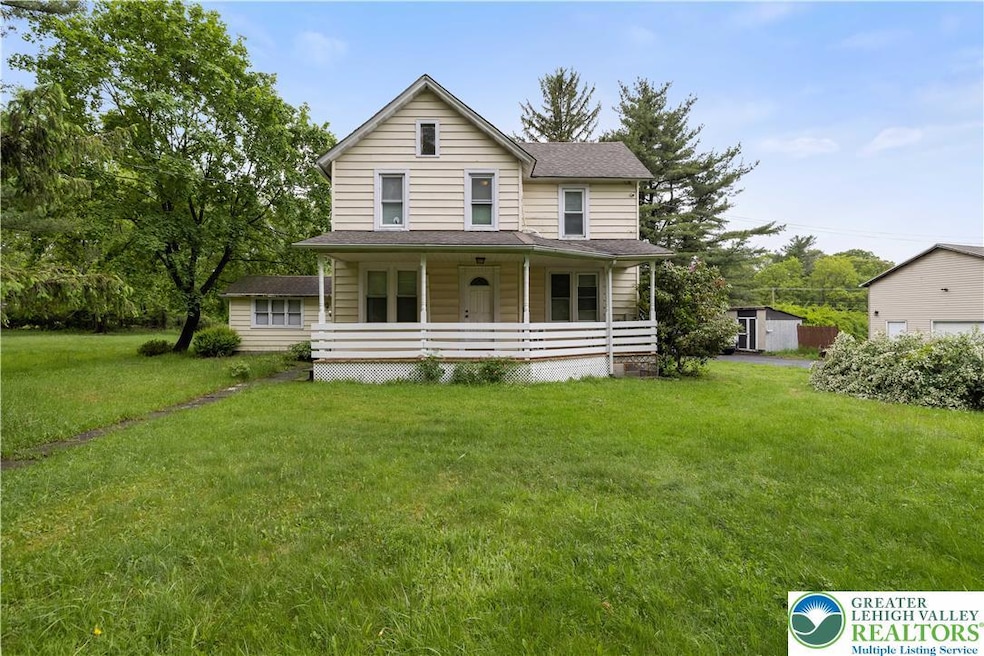 349 Carlton Rd, Mount Pocono, PA 18344 - photo 1