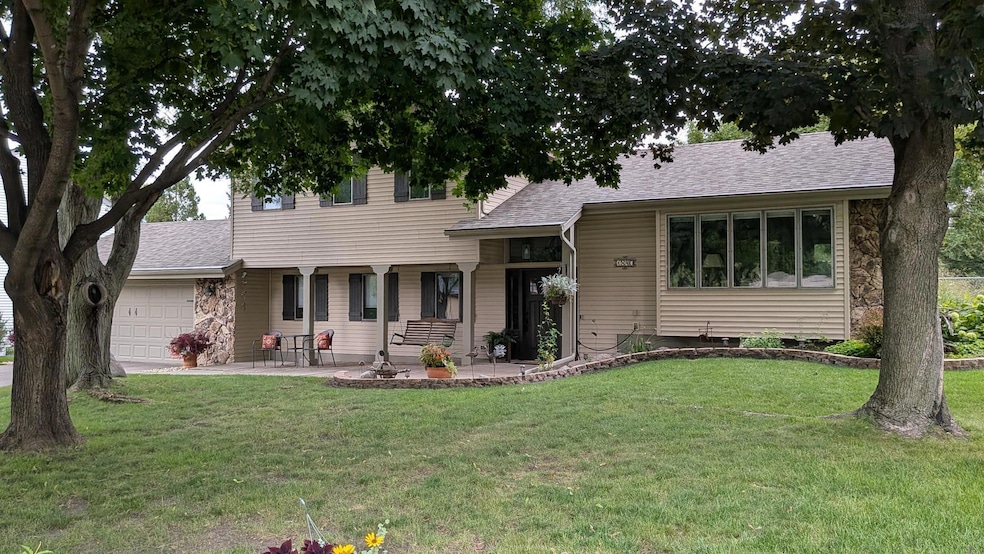 1) 62573-68bccf3717628.jpg