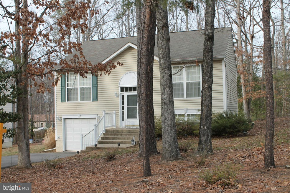 210 Victoria Dr, Ruther Glen, VA 22546 - photo 1