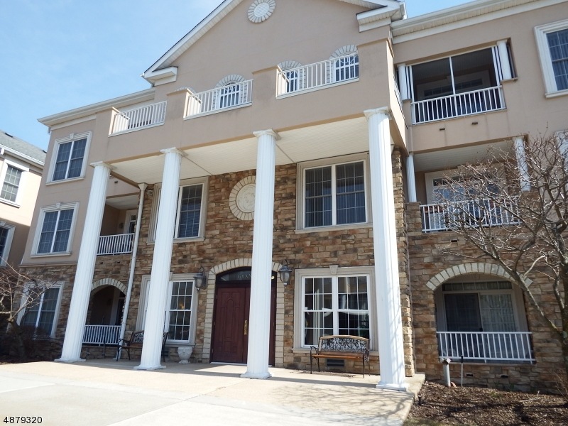 1113 Clinton Ln, Rockaway, NJ 07866 - photo 1