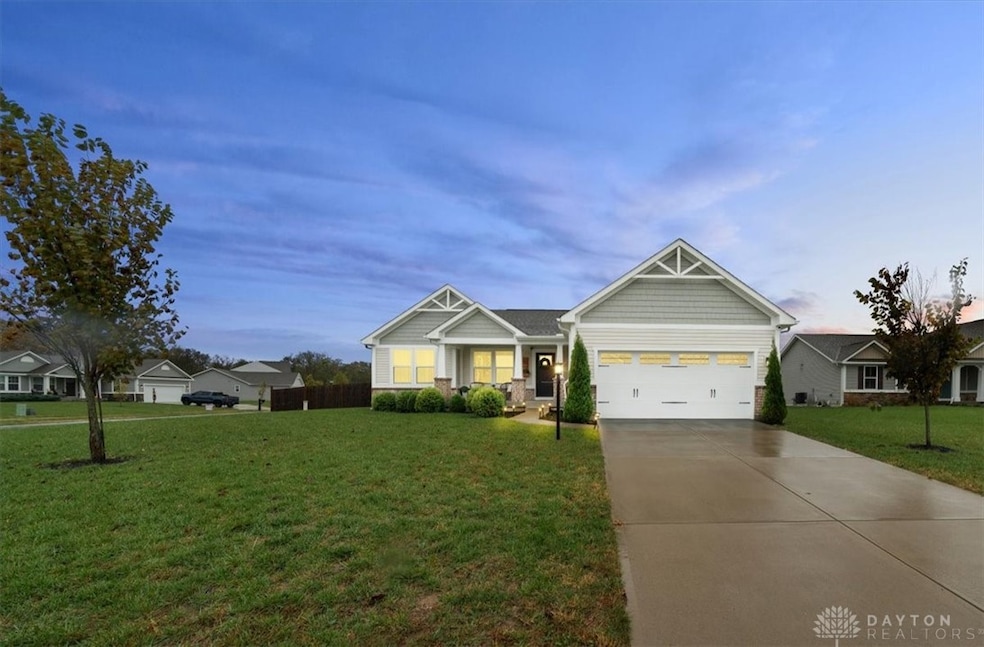 7877 Timberview Ct, Franklin, OH 45005 - photo 1