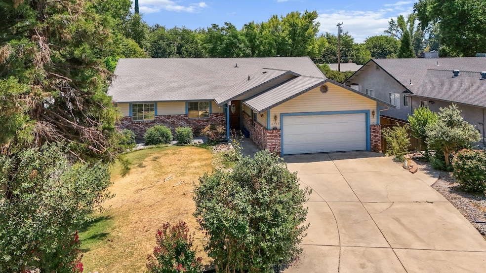 6749 Mullen Pkwy, Redding, CA 96001 - photo 1