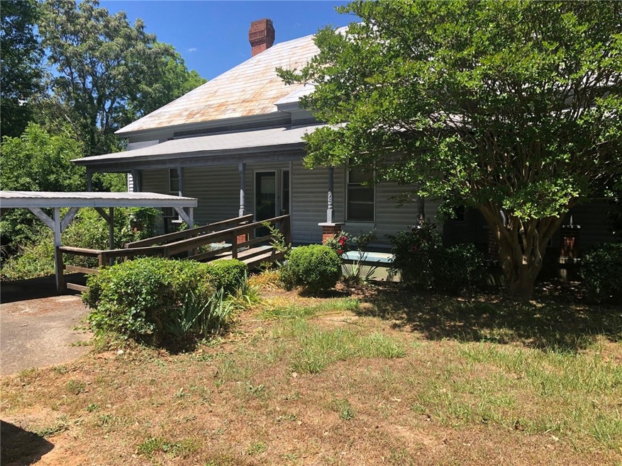 402 River St, Iva, SC 29655 - photo 1