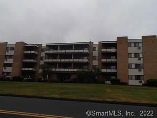 Orange Landing unit 310, West Haven, CT 06516 - photo 1