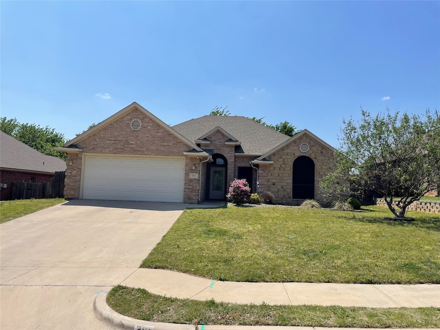 312 Jade Ln, Weatherford, TX 76086 - photo 1