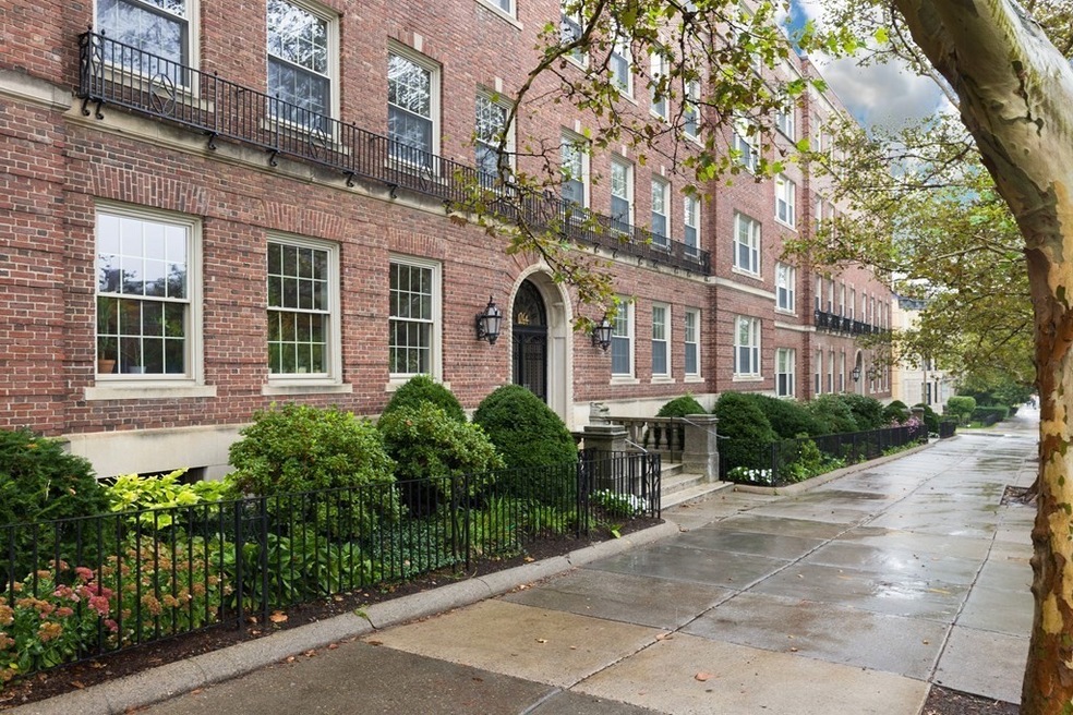 1264 Beacon St unit 2, Brookline, MA 02446 - photo 1