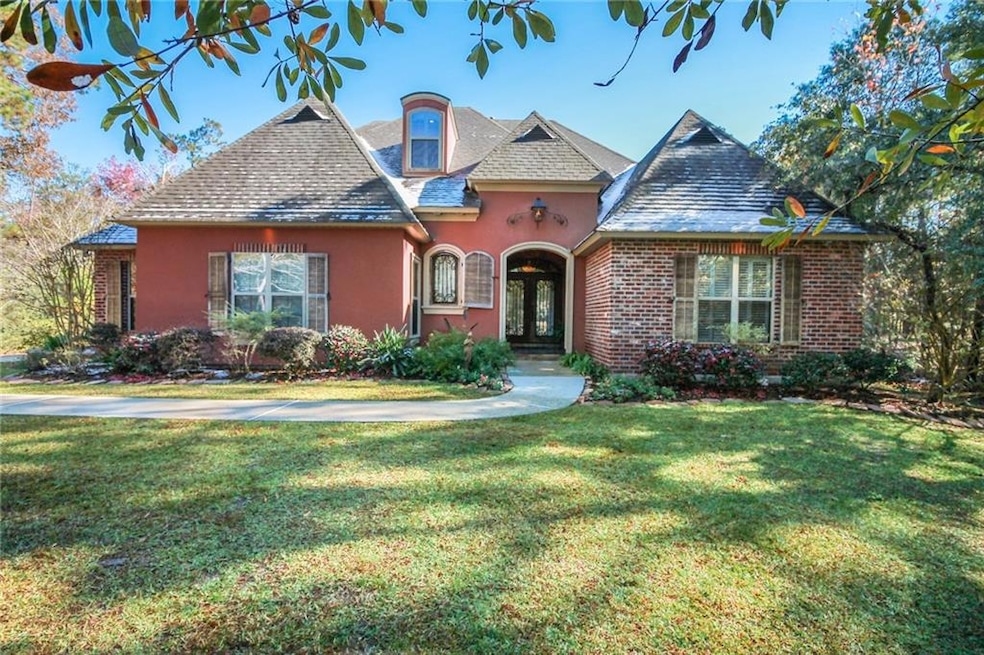 1059 Parkpoint Dr, Slidell, LA 70461 - photo 1