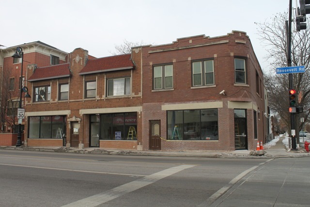 6600 Roosevelt Rd, Oak Park, IL 60304 - photo 1