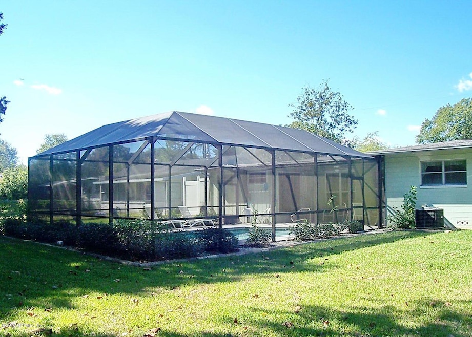 4625 Solandra Cir E, Jacksonville, FL 32210 - photo 1