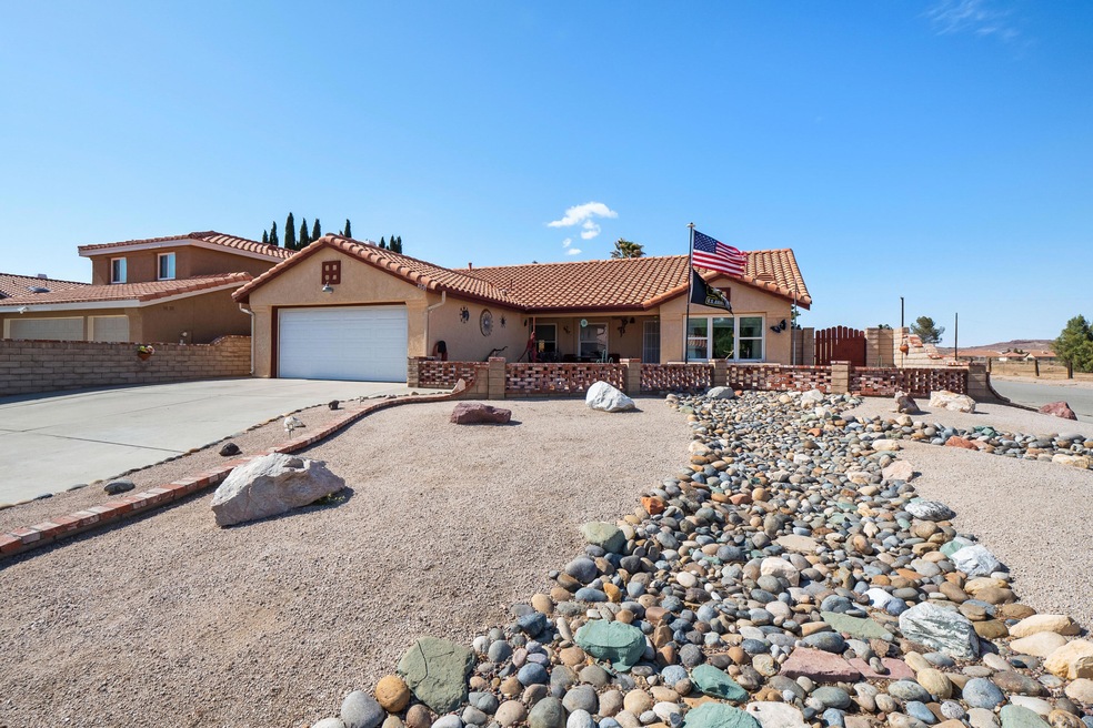 4001 Aviation Way, Rosamond, CA 93560 - photo 1