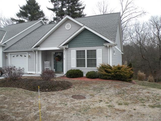 297 Sabin St unit 29, Putnam, CT 06260 - photo 1