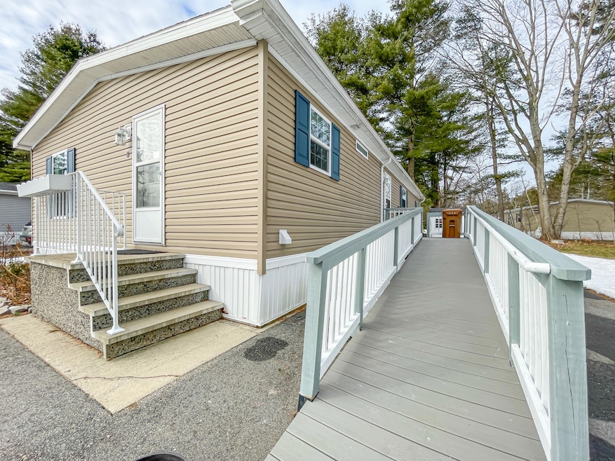 8 Meserve Cir Saco -3