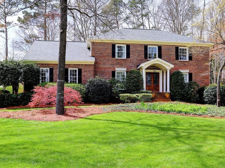 Welcome to this beautiful brick traditional family