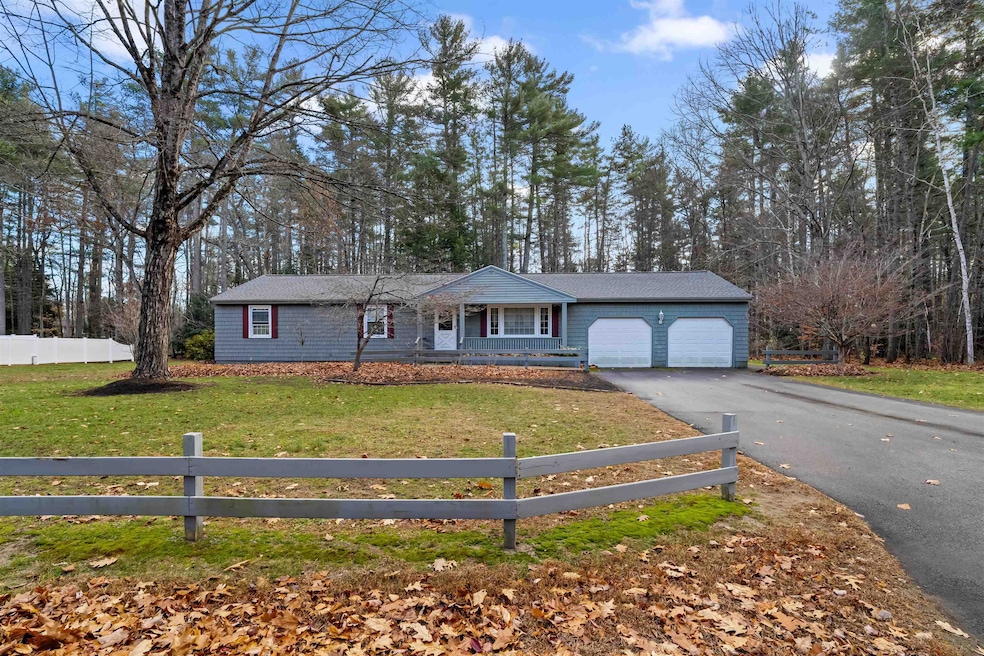22 Old Gordon Rd, Brentwood, NH 03833 - photo 1