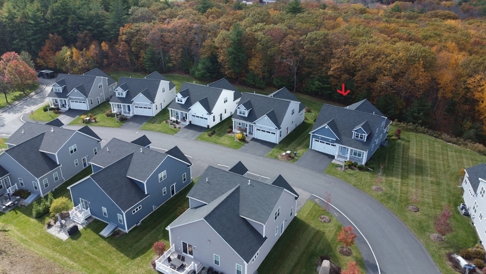 Pending $925,000 • Co-Listing Agent