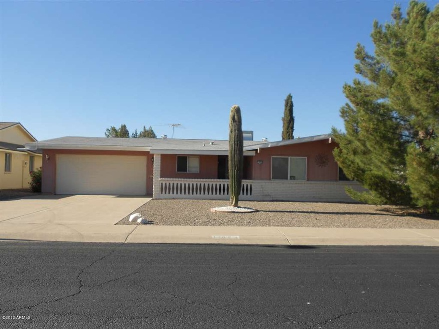 FRONT VIEW SO/NORTH FACING