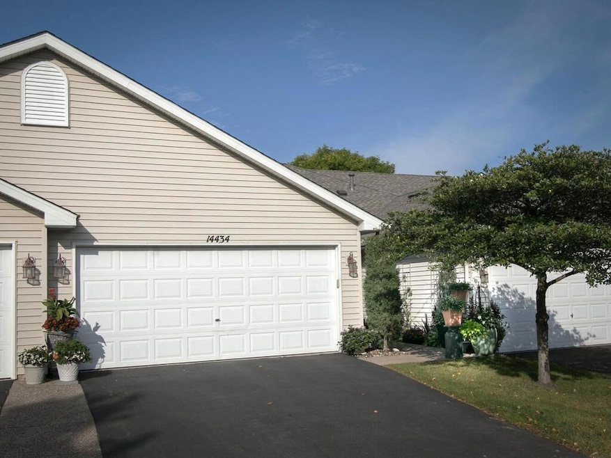 Pending $357,000 • Co-Listing Agent