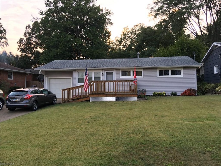 Welcome home to 2215 Clarendon Ave NW in Canton Oh
