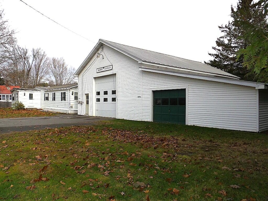 367 Main St, Vassalboro, ME 04989 - photo 1