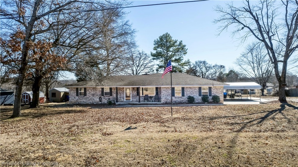 1904 W Shawntel Smith Blvd, Muldrow, OK 74948 - photo 1