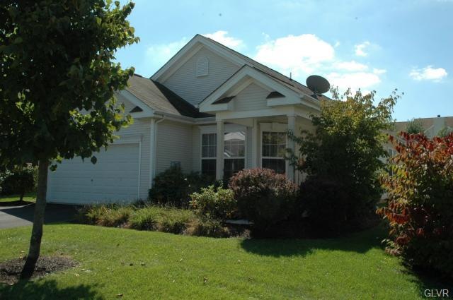 Spacious Home in 55+ over community offering livin