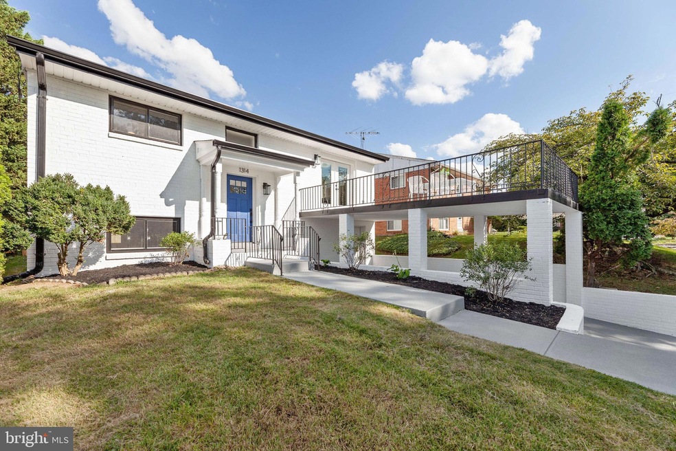 1314 31st Place SE, Washington, DC 20020 - photo 1