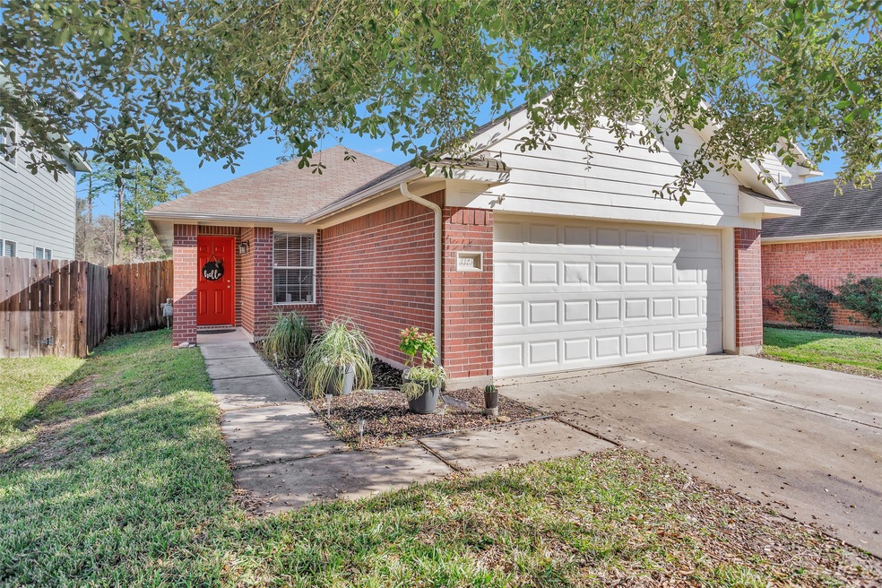 33254 Cottonwood Bend, Magnolia, TX 77354 - photo 1