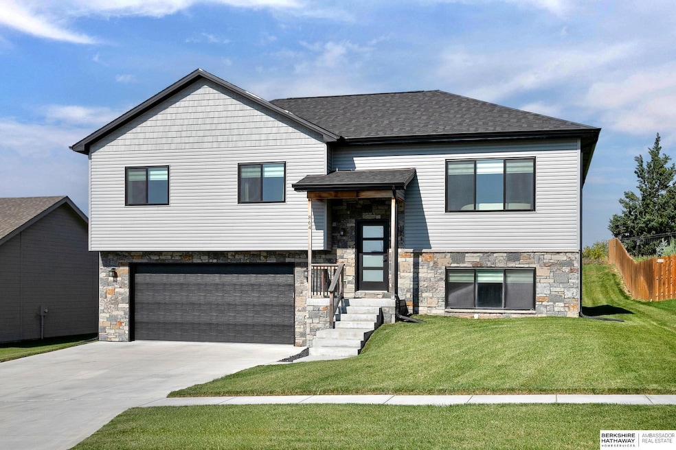 Sold $375,000 • Co-Listing Agent