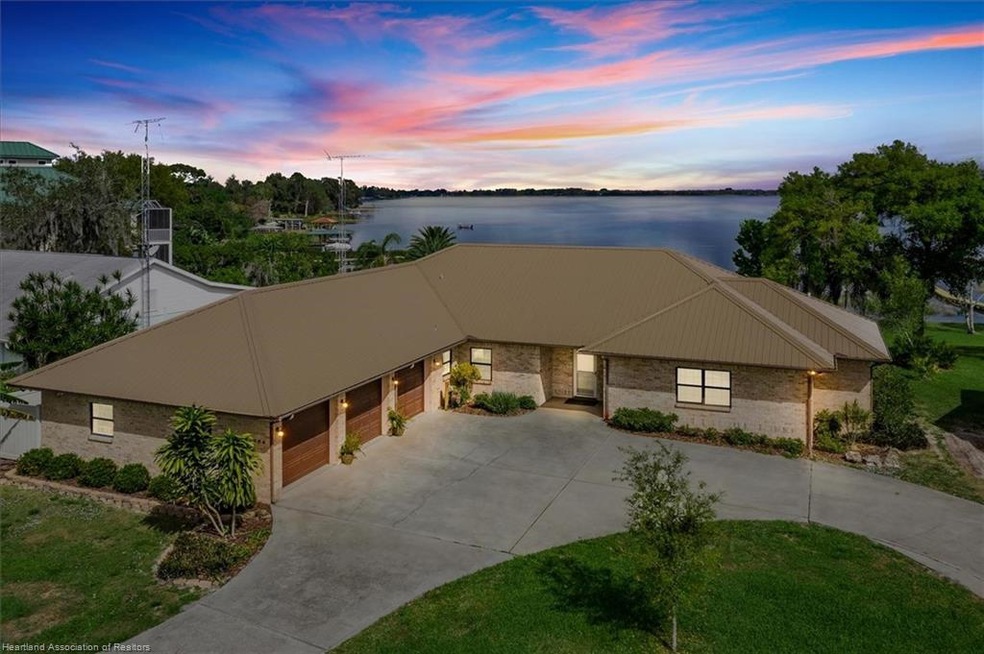 264 S Huntley Dr, Lake Placid, FL 33852 - photo 1