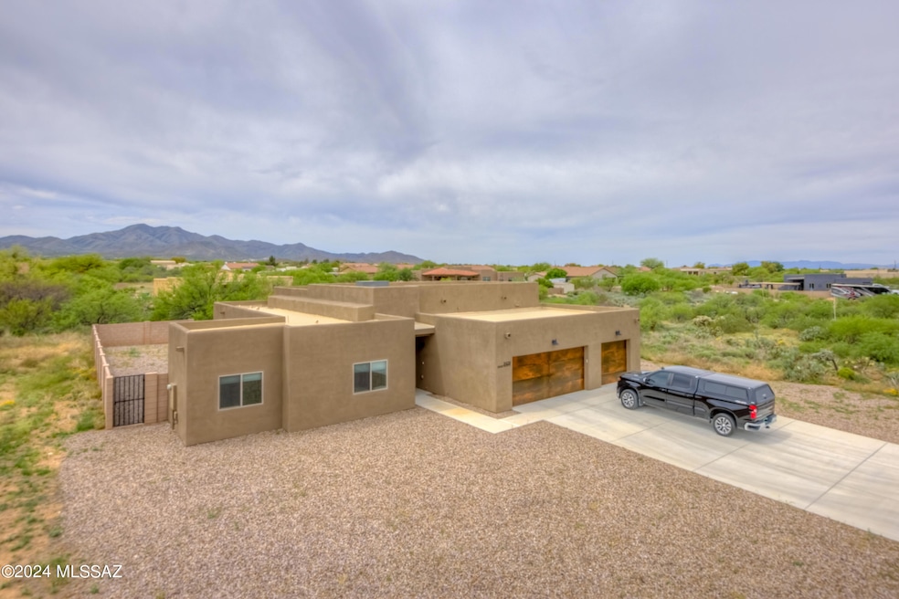 3420 E Shade Rock Place, Vail, AZ 85641 - photo 1