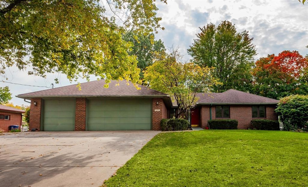 For Sale $317,500 • Co-Listing Agent