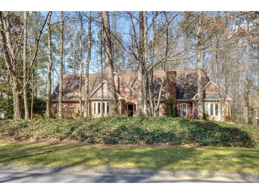 3363 Lake Crest Ln NE, Roswell, GA 30075 - photo 1