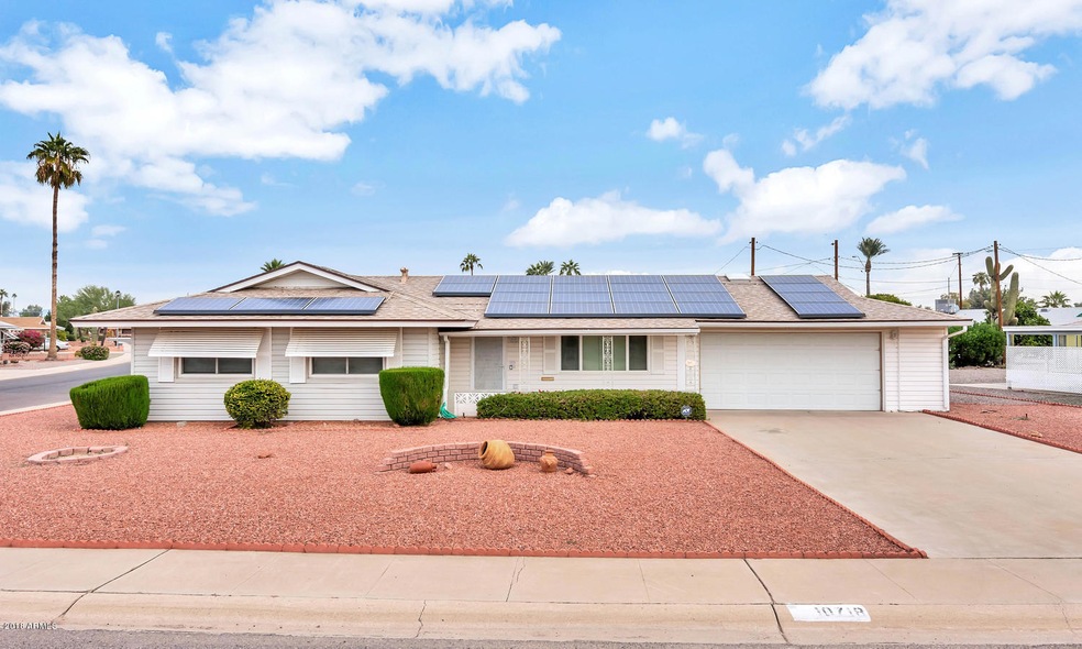 10718 W Cherry Hills Drive-large-001-3-F