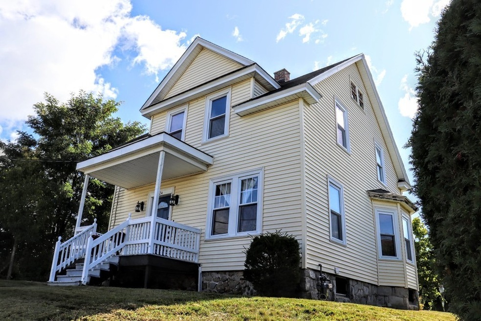 124 Airlie St, Worcester, MA 01606 - photo 1
