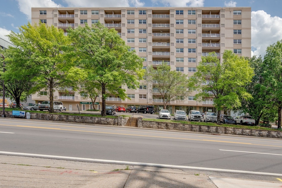 Continental Condos Apartments unit 608, Nashville, TN 37203 - photo 1