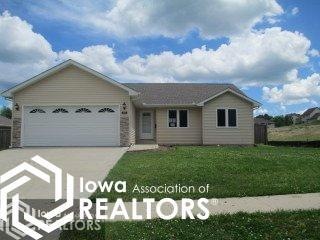 217 N Lincoln St, Osceola, IA 50213 - photo 1