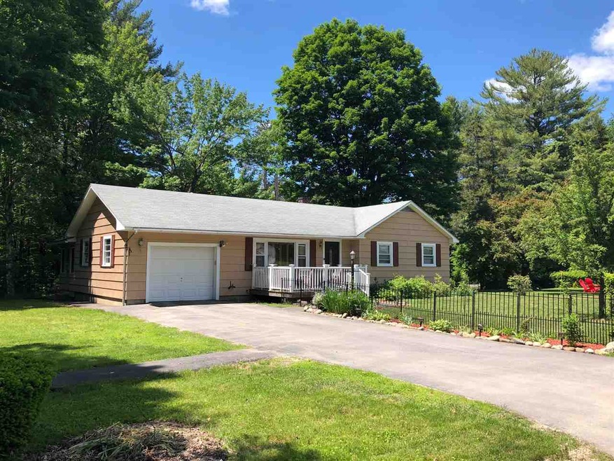 6 Young St, North Woodstock, NH 03262 - photo 1