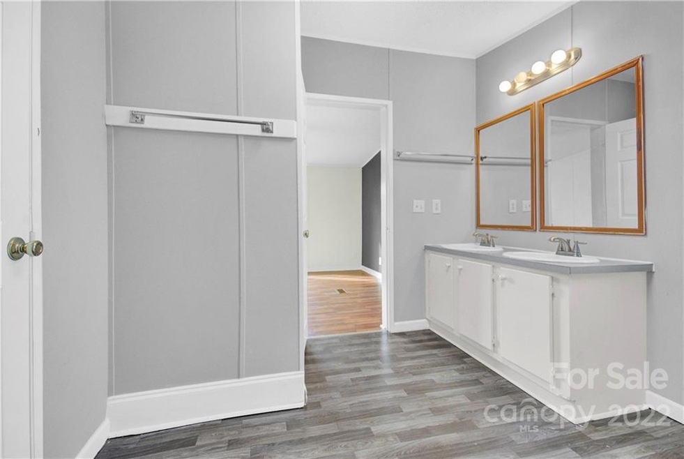 116 Riverfield Dr, Statesville, NC 28625 - photo 1