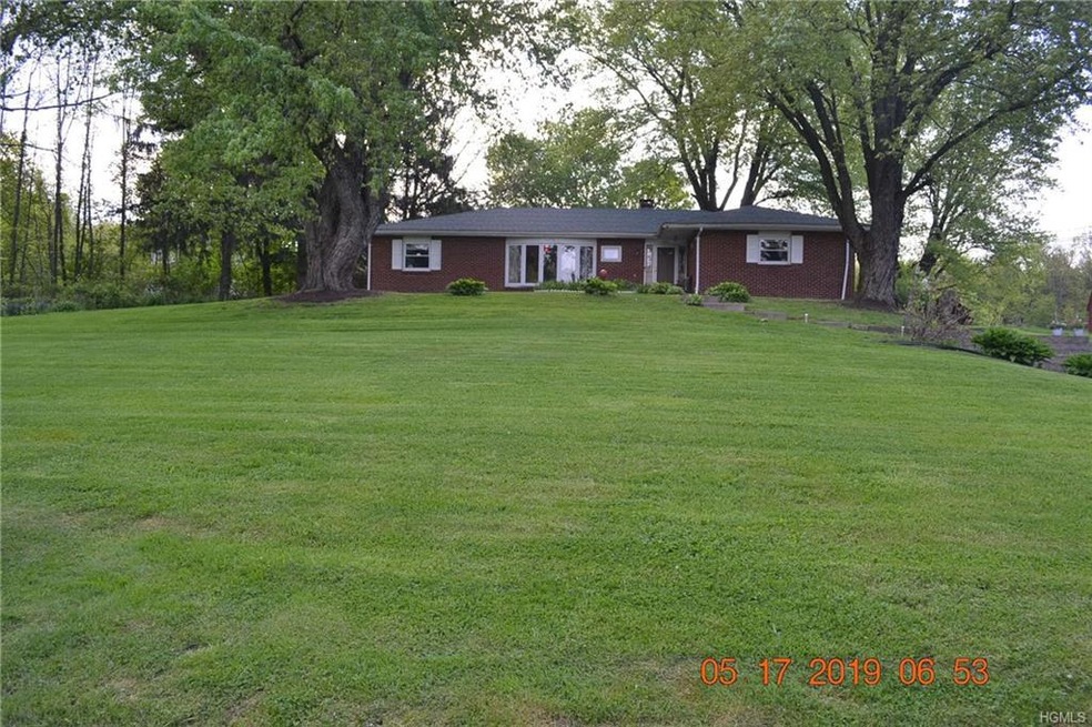 221 Bedell Dr, Port Jervis, NY 12771 - photo 1