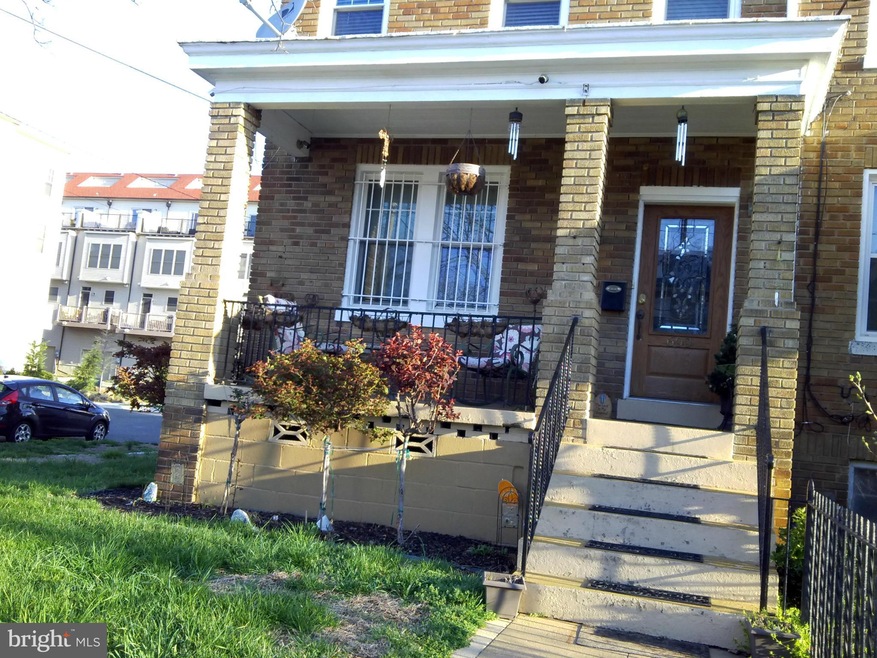 600 Girard St NE, Washington, DC 20017 - photo 1