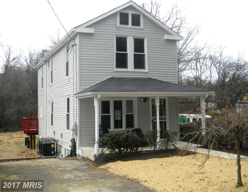 423 Nova Ave, Capitol Heights, MD 20743 - photo 1