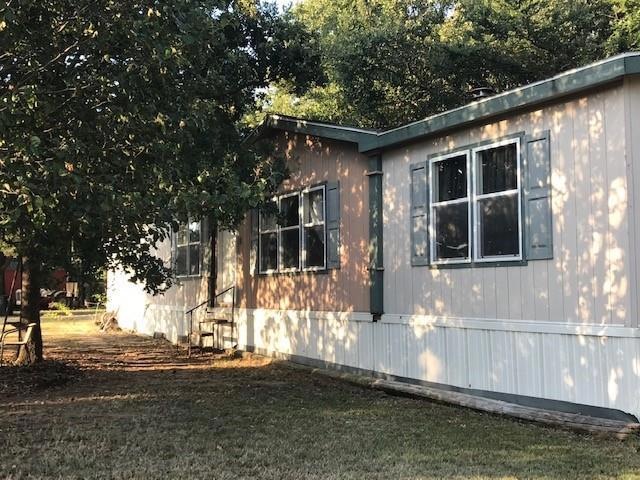 1057 County Road 153, Whitesboro, TX 76273 - photo 1