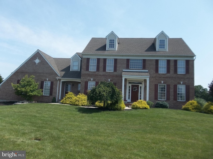 125 Saint Augustine Ct, Middletown, DE 19709 - photo 1