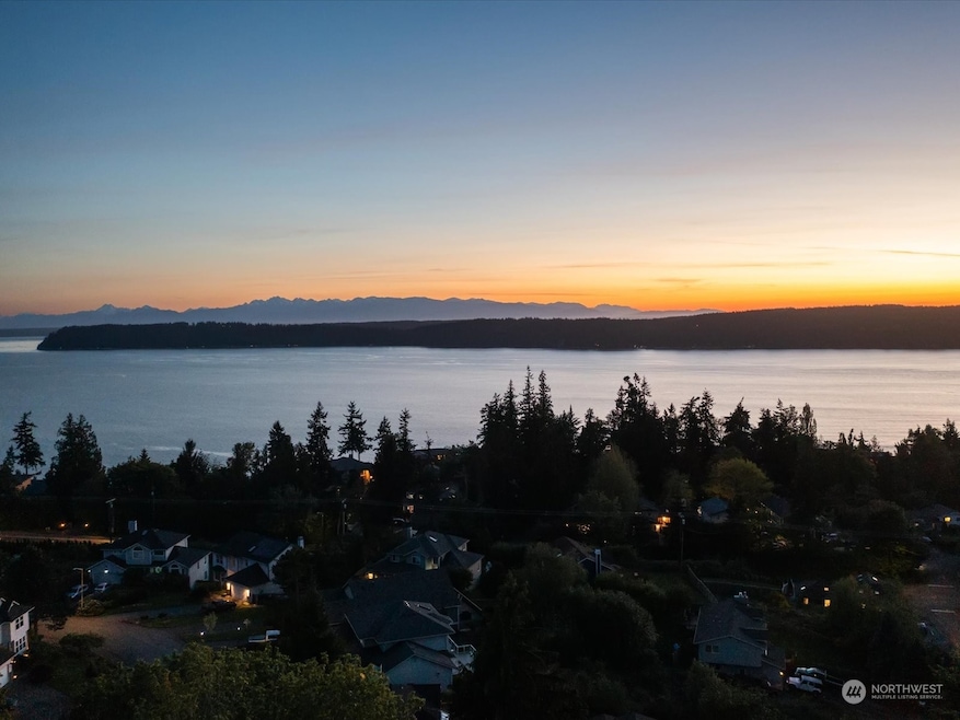 1813 19th Dr, Mukilteo, WA 98275 - photo 1